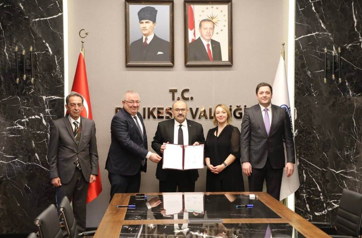 Edremit’te sağlık ve sosyal projelerde önemli gelişmeler sağlandı.